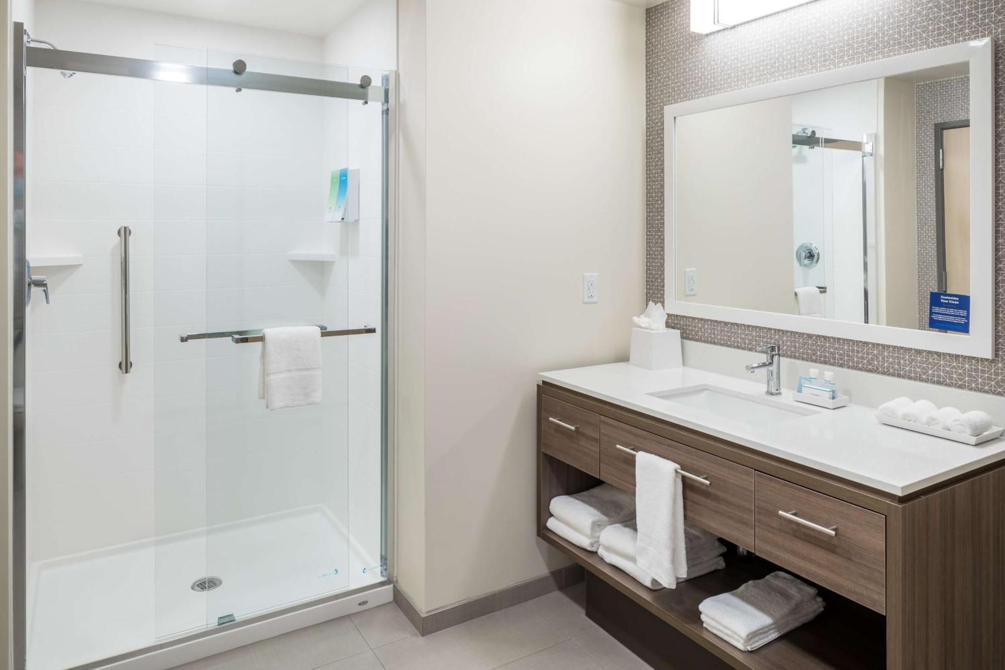 Home2 Suites By Hilton Cape Canaveral Cruise Port Exterior foto