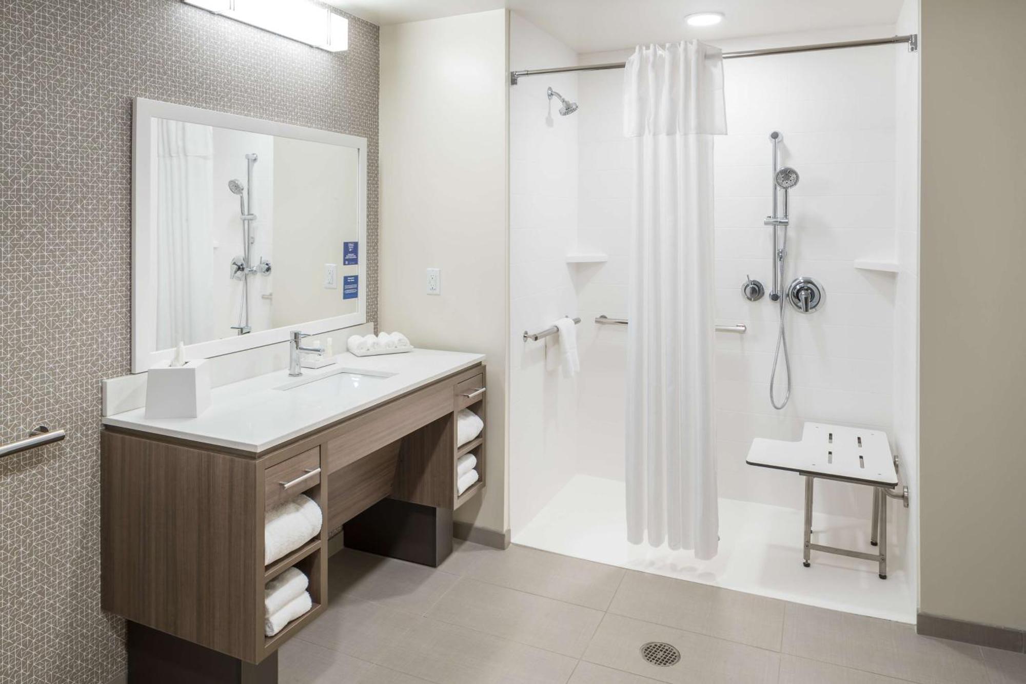 Home2 Suites By Hilton Cape Canaveral Cruise Port Exterior foto