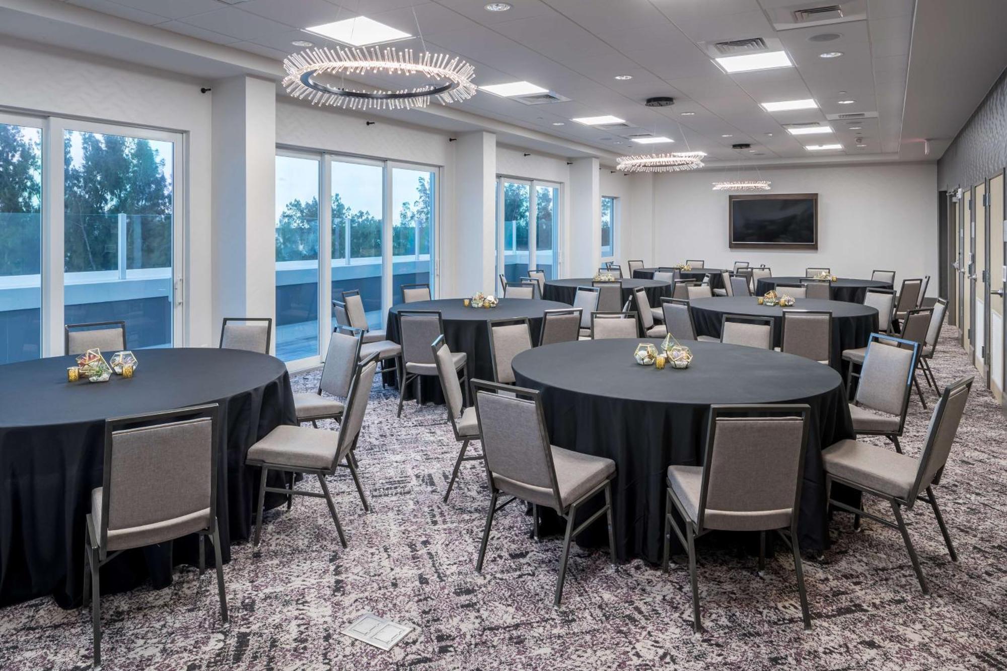 Home2 Suites By Hilton Cape Canaveral Cruise Port Exterior foto